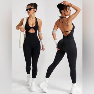 Black Halter workout fit